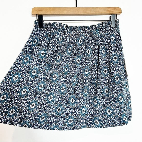 FOREVER 21 CONTEMPORARY BLUE PRINT FLORAL SKIRT-SHORT GREY TEAL BLACK NEW SIZE L - Picture 2 of 7